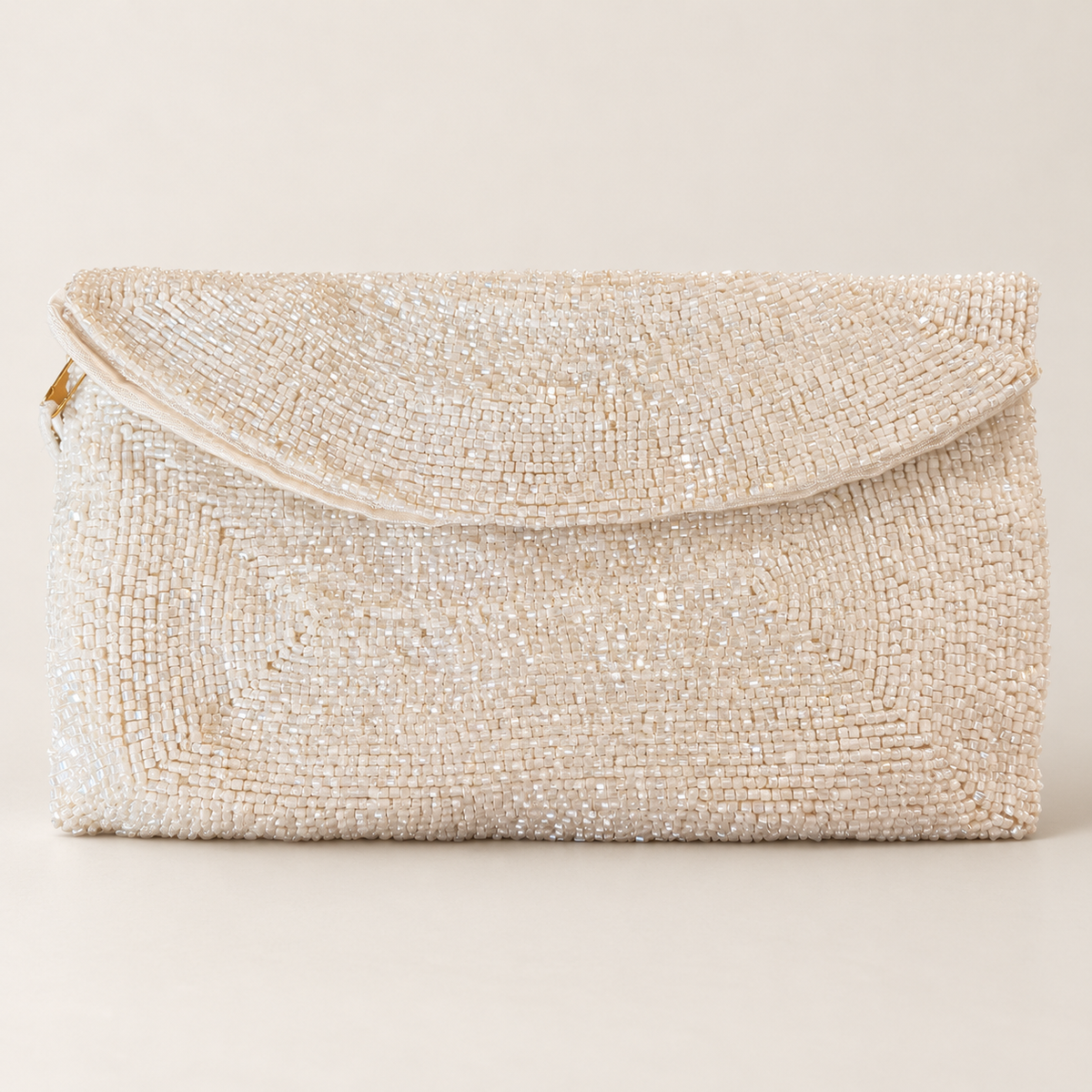Richeré by Walborg White Beaded Envelope Clutch | 7 × 4 Inches