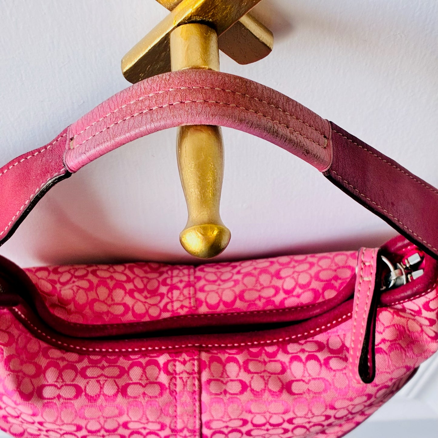 Vintage Coach Fuchsia Pink Mini Signature Suede Soho Hobo Shoulder Bag 6351