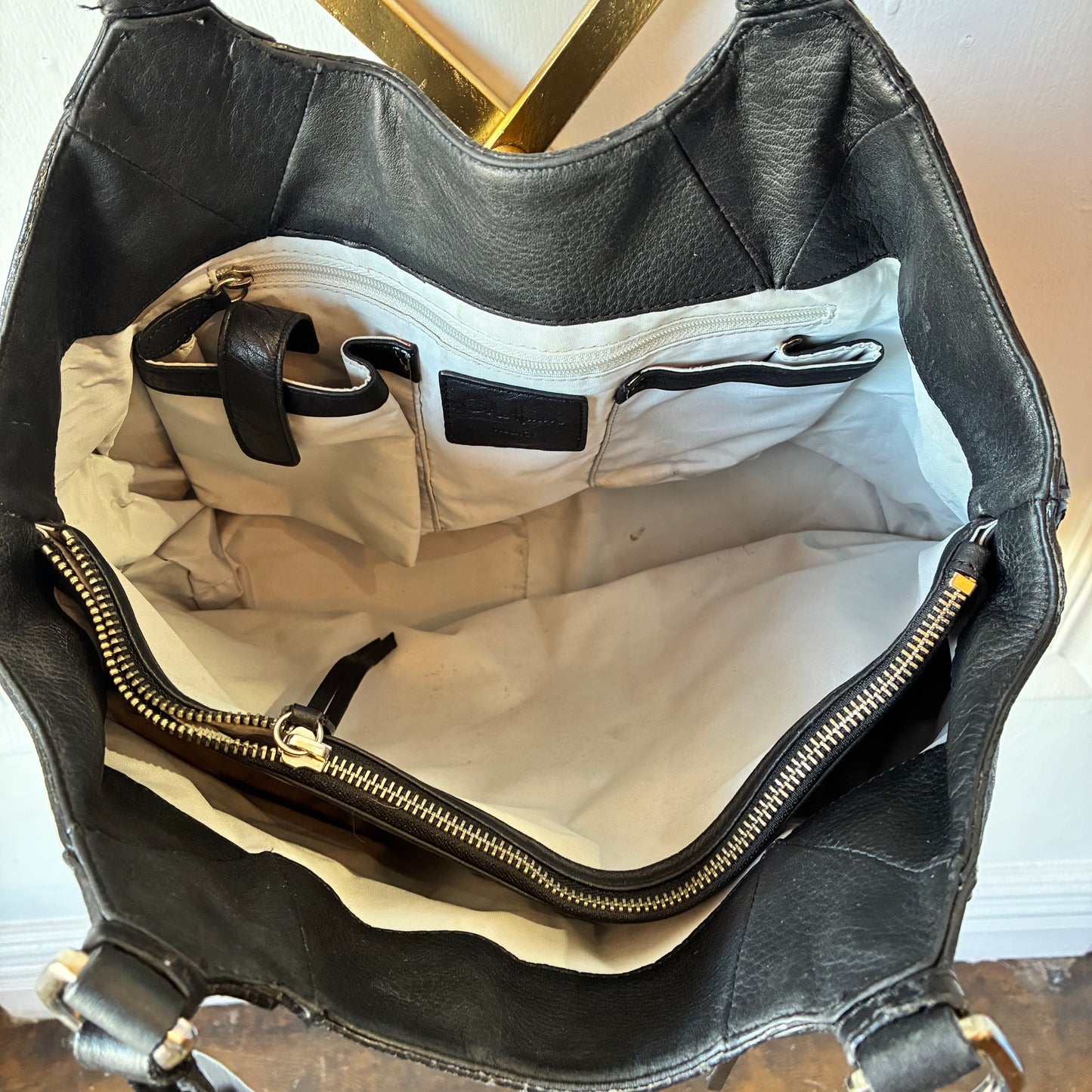 Cole Haan Black Leather Hobo Shoulder Bag Soft Leather Classic Capsule Purse