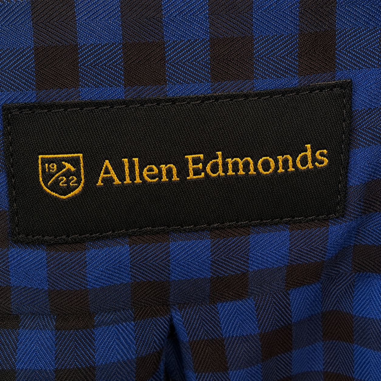 Allen Edmonds Men’s Blue & Black Gingham Button-Down Shirt