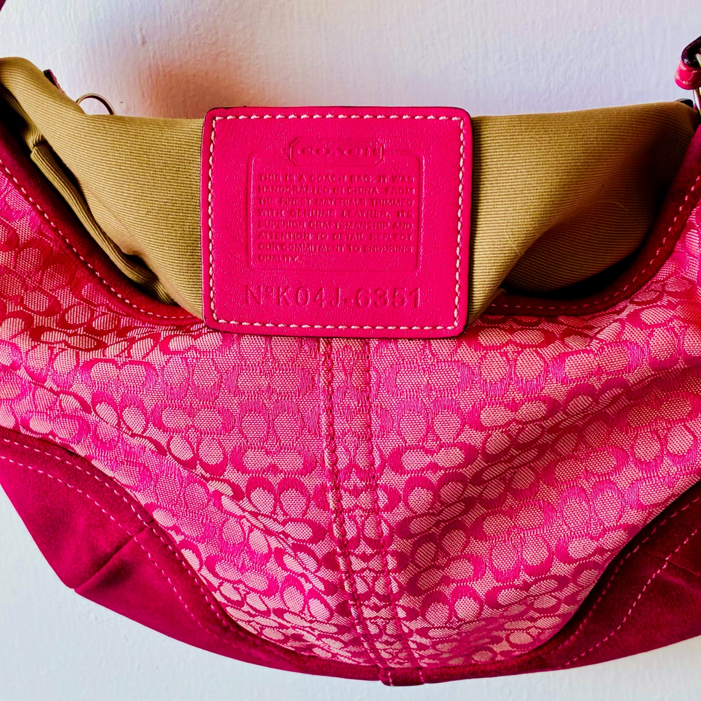 Vintage Coach Fuchsia Pink Mini Signature Suede Soho Hobo Shoulder Bag 6351