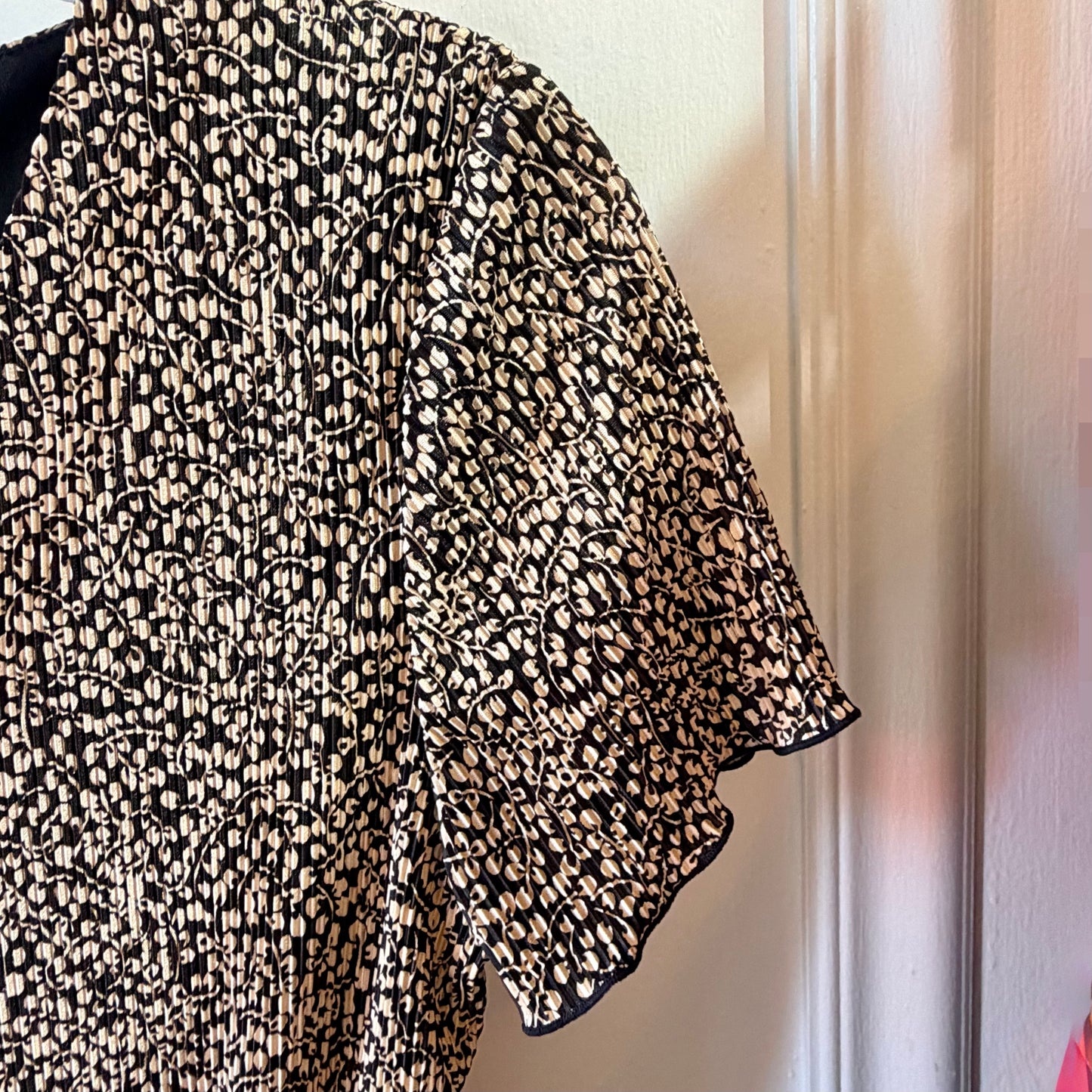 Connected Apparel Petite Black & Cream Pleated Peplum Midi Dress Size 8 P