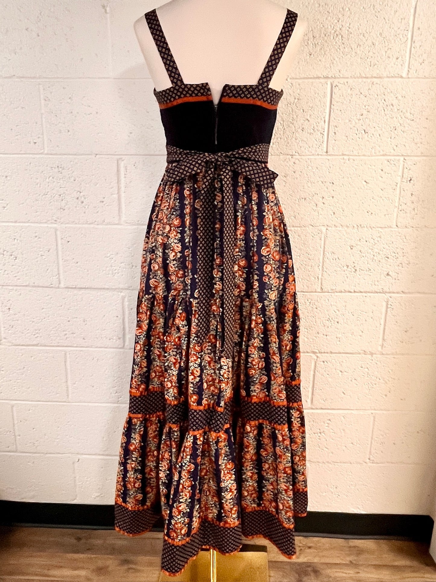 70's Gunne Sax Cabbage Rose Corset Dress