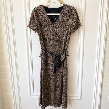 Connected Apparel Petite Black & Cream Pleated Peplum Midi Dress Size 8 P